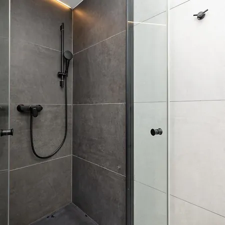 Apartment Port Stylowy Blisko Plazy Z Basenem I Sauna By Renters *